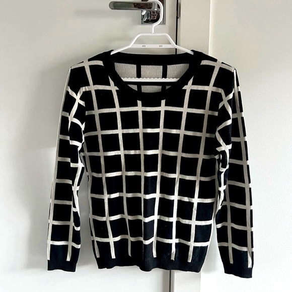 Fall/Winter Women Sweater Free Size - Picture 1 of 5